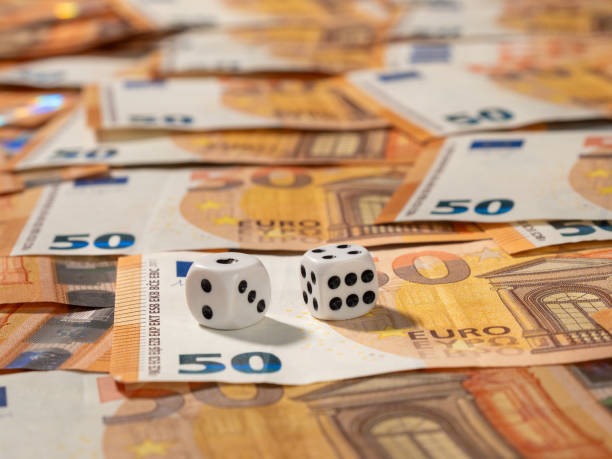 Live roulette and baccarat dealer tables on rapi